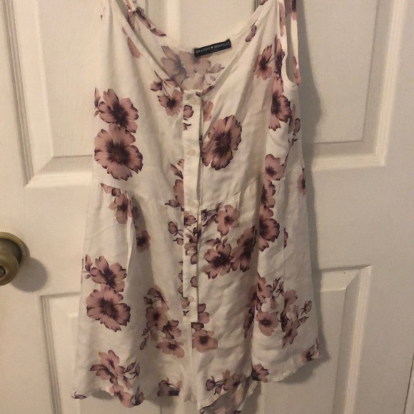 Rare Brandy Melville romper cream floral kimia - Picture 5 of 6